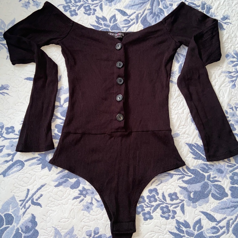 Off-the shoulder bodysuit